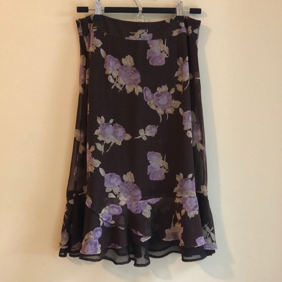 Floral Midi Skirt - Picture 3 of 4